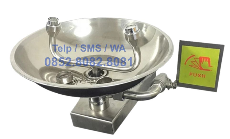 wall mounted eyewash